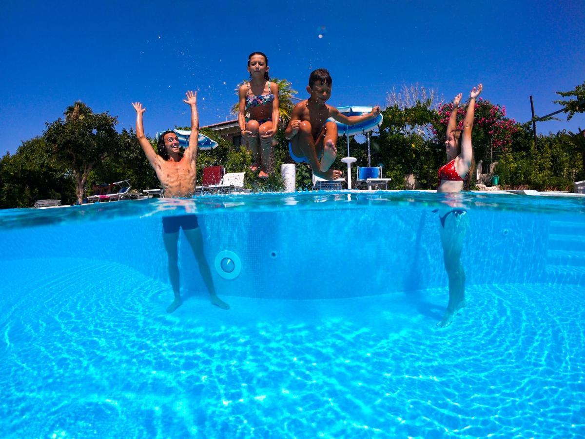 Hotel Residence Le Playe Santa Domenica  Bagian luar foto